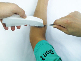 Agrafeuse piquante de traumatisme de peau chirurgicale jetable profilée d'agrafeuse